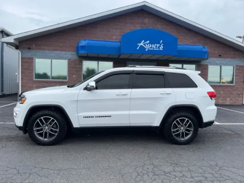 Another view of 2017 Jeep Grand Cherokee Limited for sale in Chambersburg, PA at Kyner's Auto Sales, Inc.