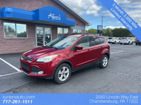 Red 2014 Ford Escape SE for sale in Chambersburg, PA