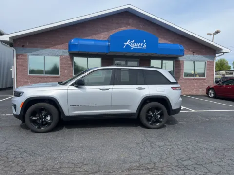 Another view of 2025 Jeep Grand Cherokee Limited for sale in Chambersburg, PA at Kyner's Auto Sales, Inc.