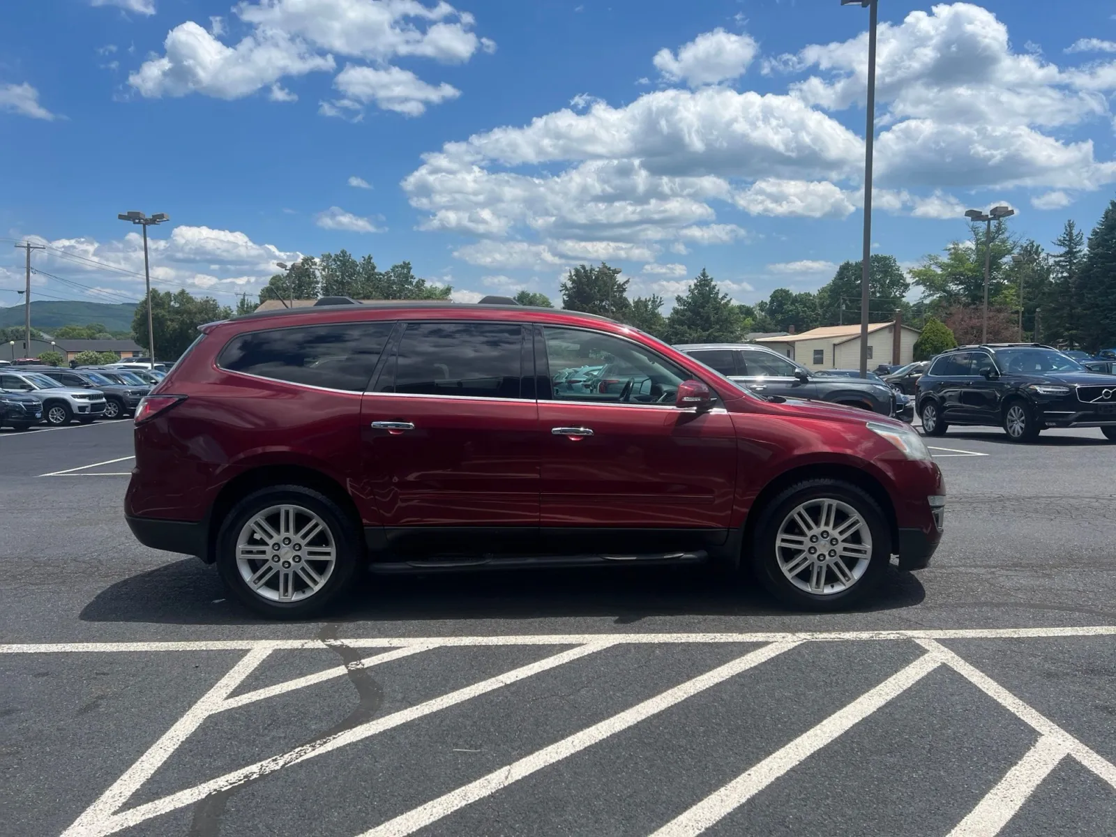 2015 Chevrolet Traverse LT — photo 7