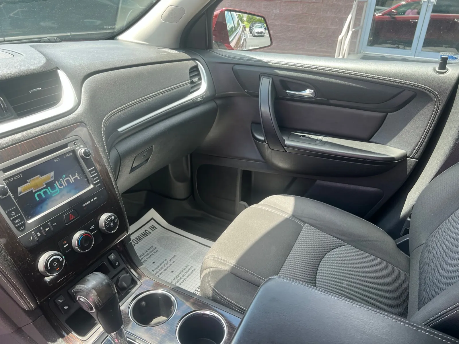 2015 Chevrolet Traverse LT — photo 12