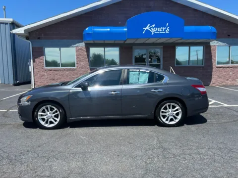 Photos of 2010 Nissan Maxima 3.5 S for sale in Chambersburg, PA at Kyner's Auto Sales, Inc.
