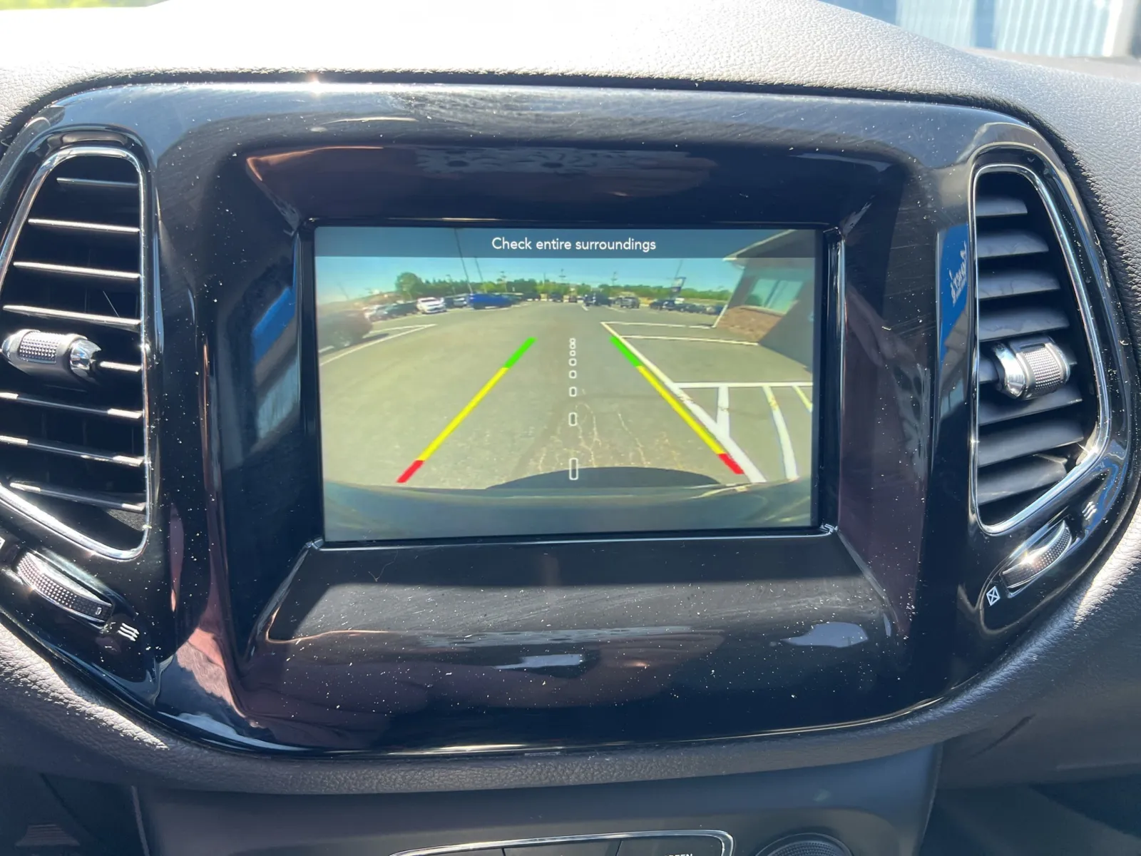 2018 Jeep Compass Latitude — photo 15