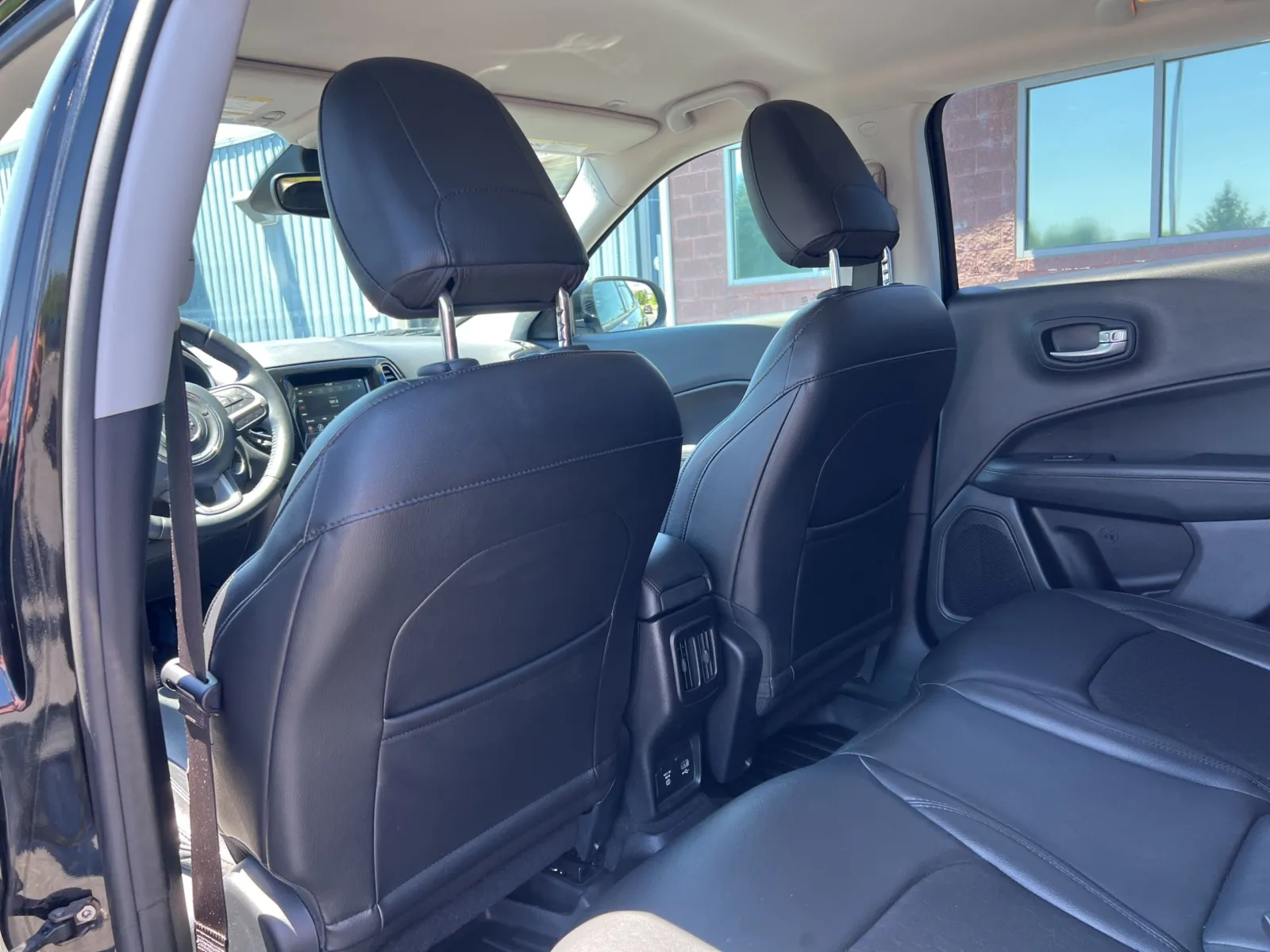 2018 Jeep Compass Latitude — photo 23