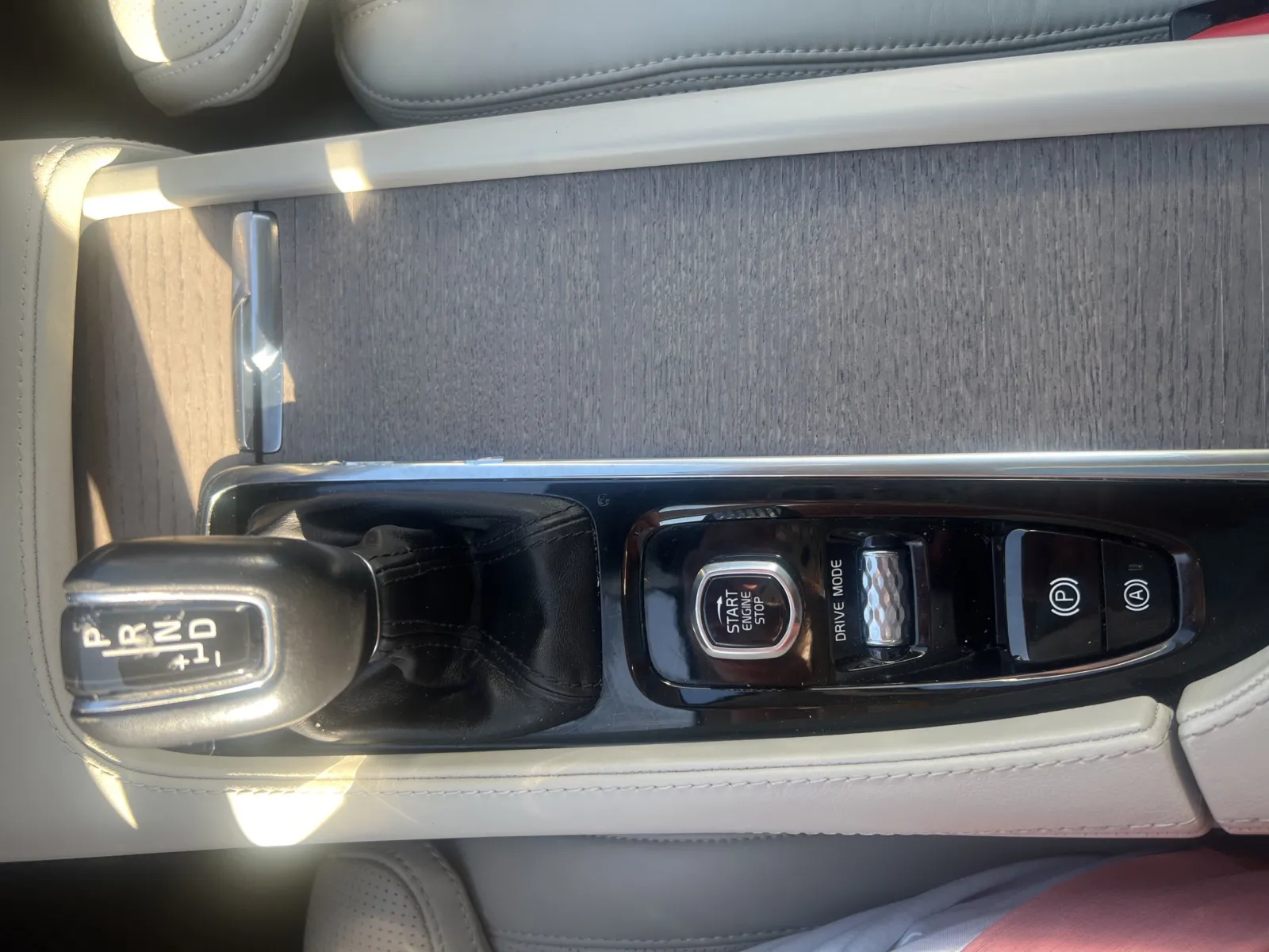 2021 Volvo XC90 Inscription - Photo 17