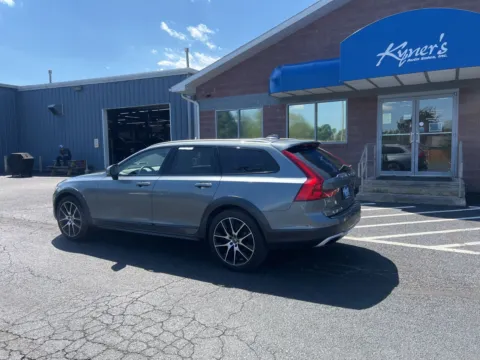 More photos of 2019 Volvo V90 Cross Country T6 AWD at Kyner's Auto Sales, Inc., PA