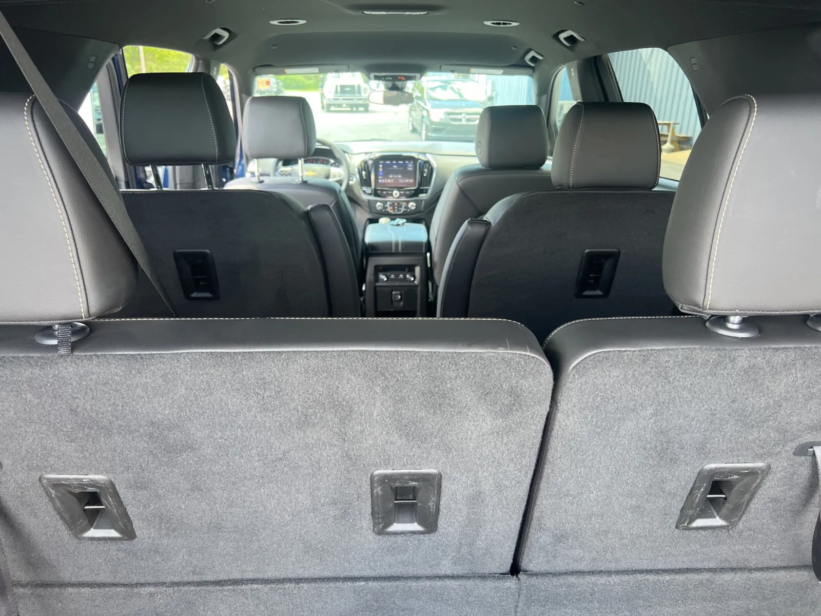 2023 Chevrolet Traverse LT Leather — photo 27