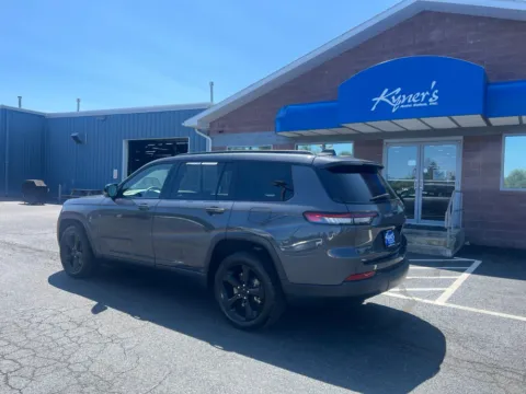 More photos of 2021 Jeep Grand Cherokee L Altitude at Kyner's Auto Sales, Inc., PA