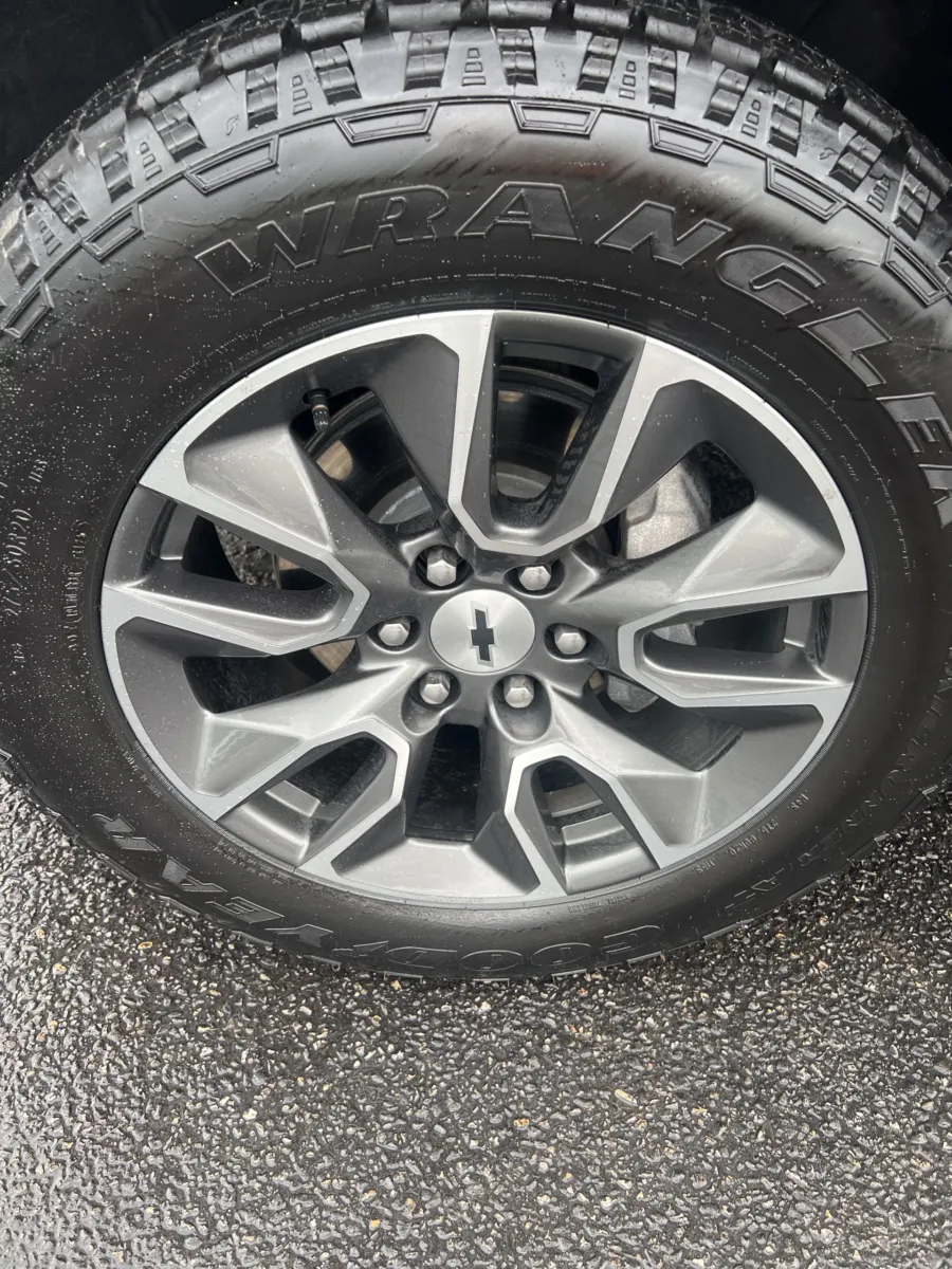 2024 Chevrolet Silverado 1500 RST — photo 6