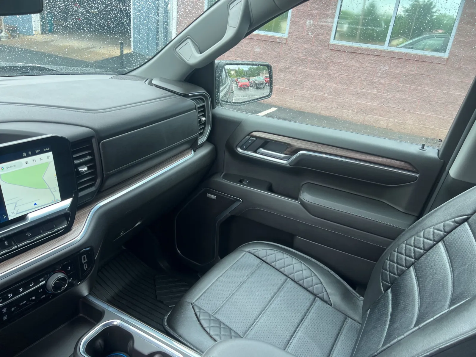 2024 Chevrolet Silverado 1500 RST — photo 8
