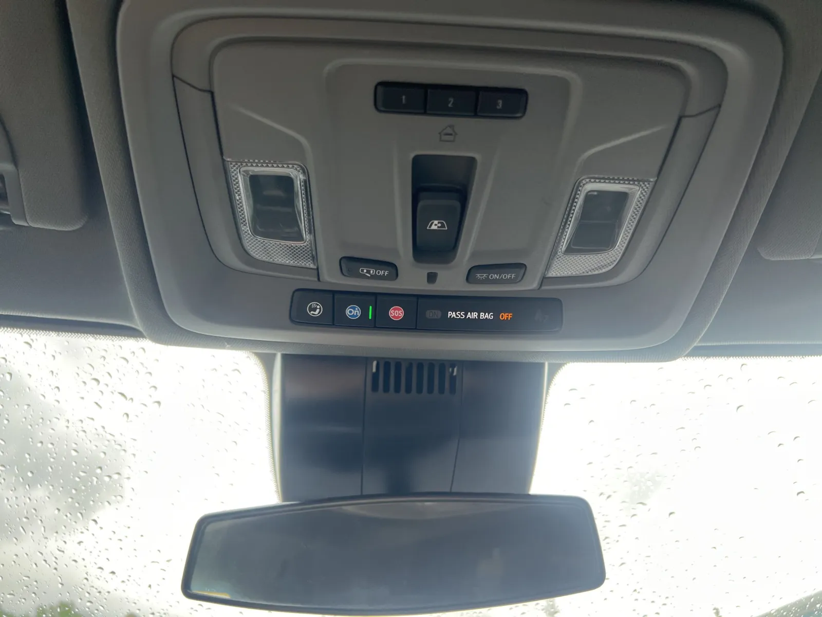 2024 Chevrolet Silverado 1500 RST — photo 10