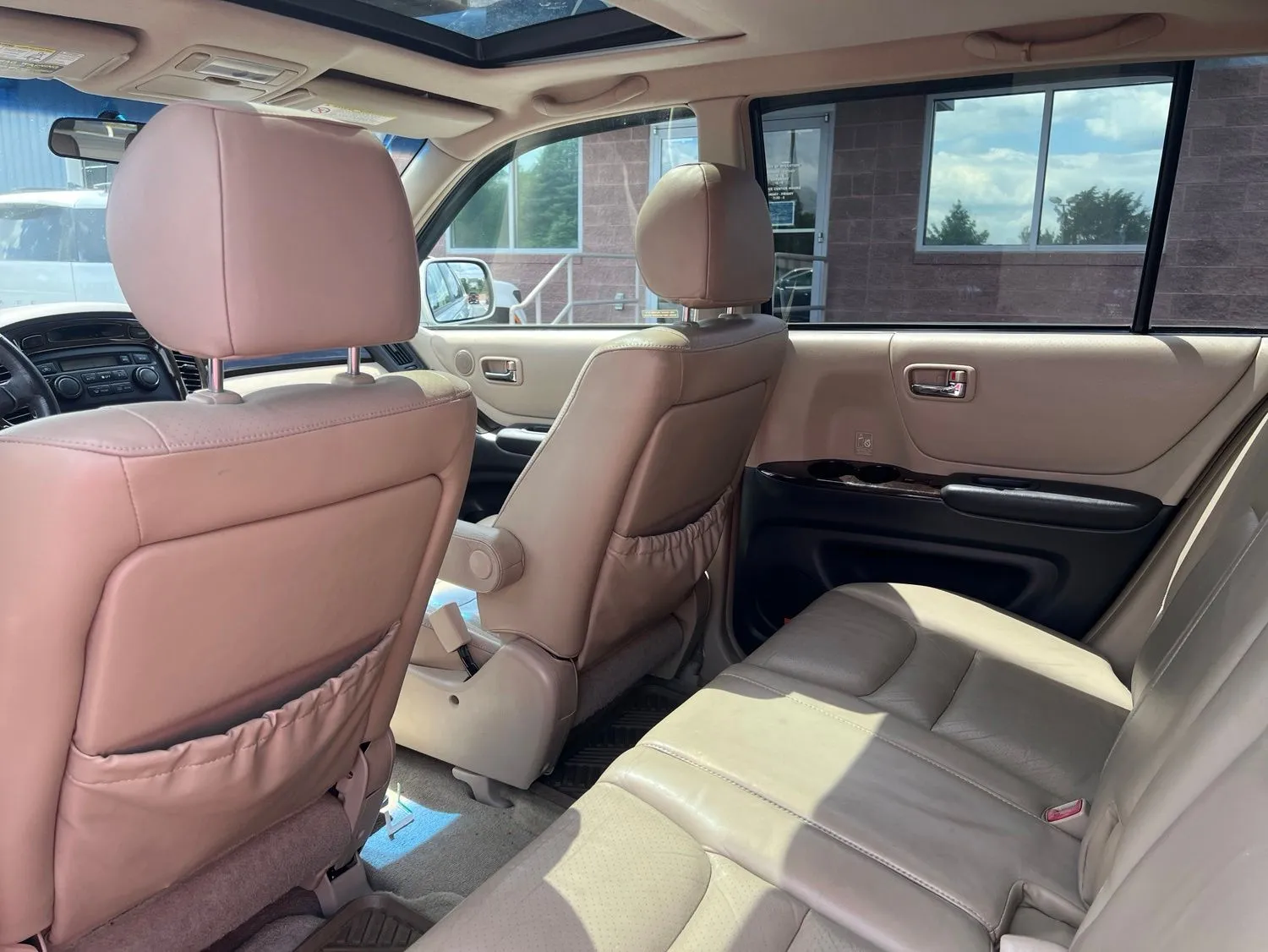 2001 Toyota Highlander V6 — photo 16