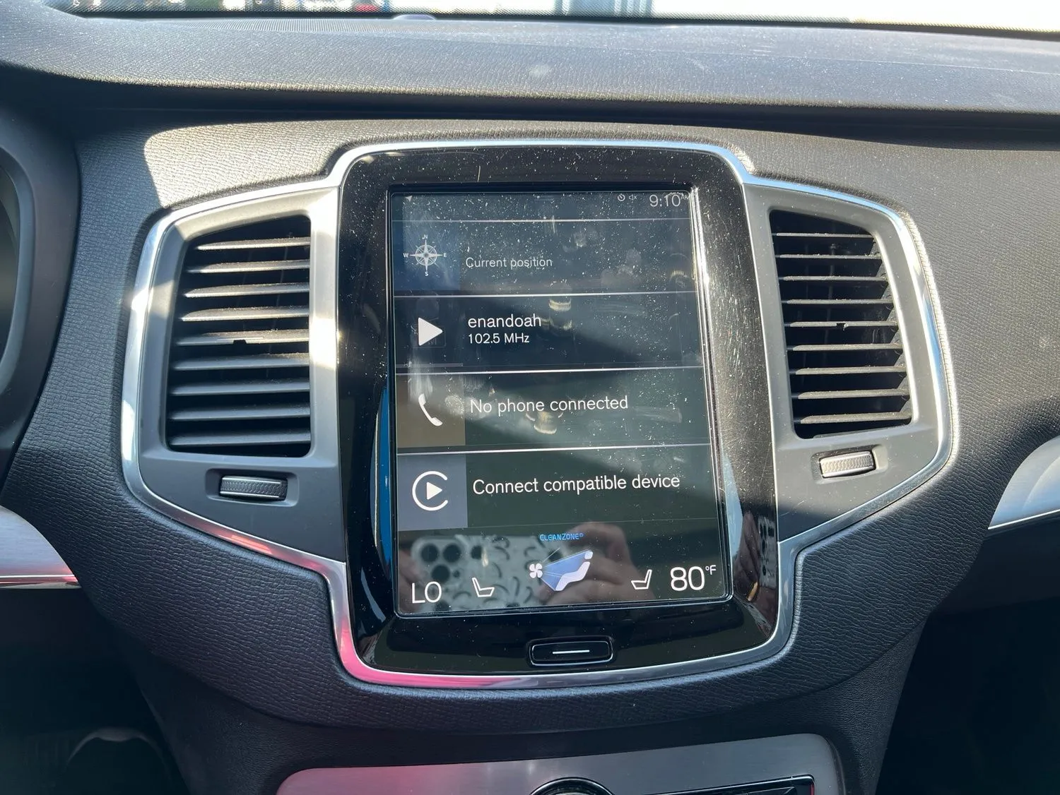 2018 Volvo XC90 T5 Momentum — photo 11