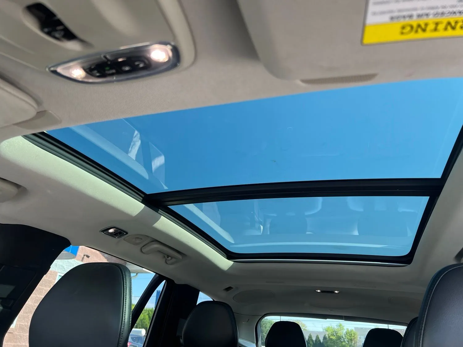 2018 Volvo XC90 T5 Momentum — photo 17