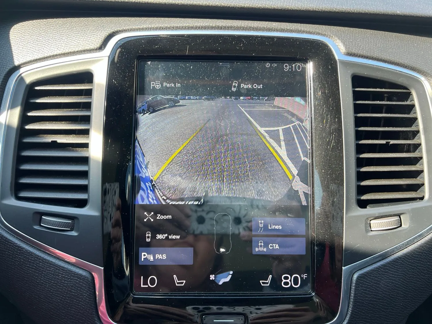 2018 Volvo XC90 T5 Momentum — photo 13