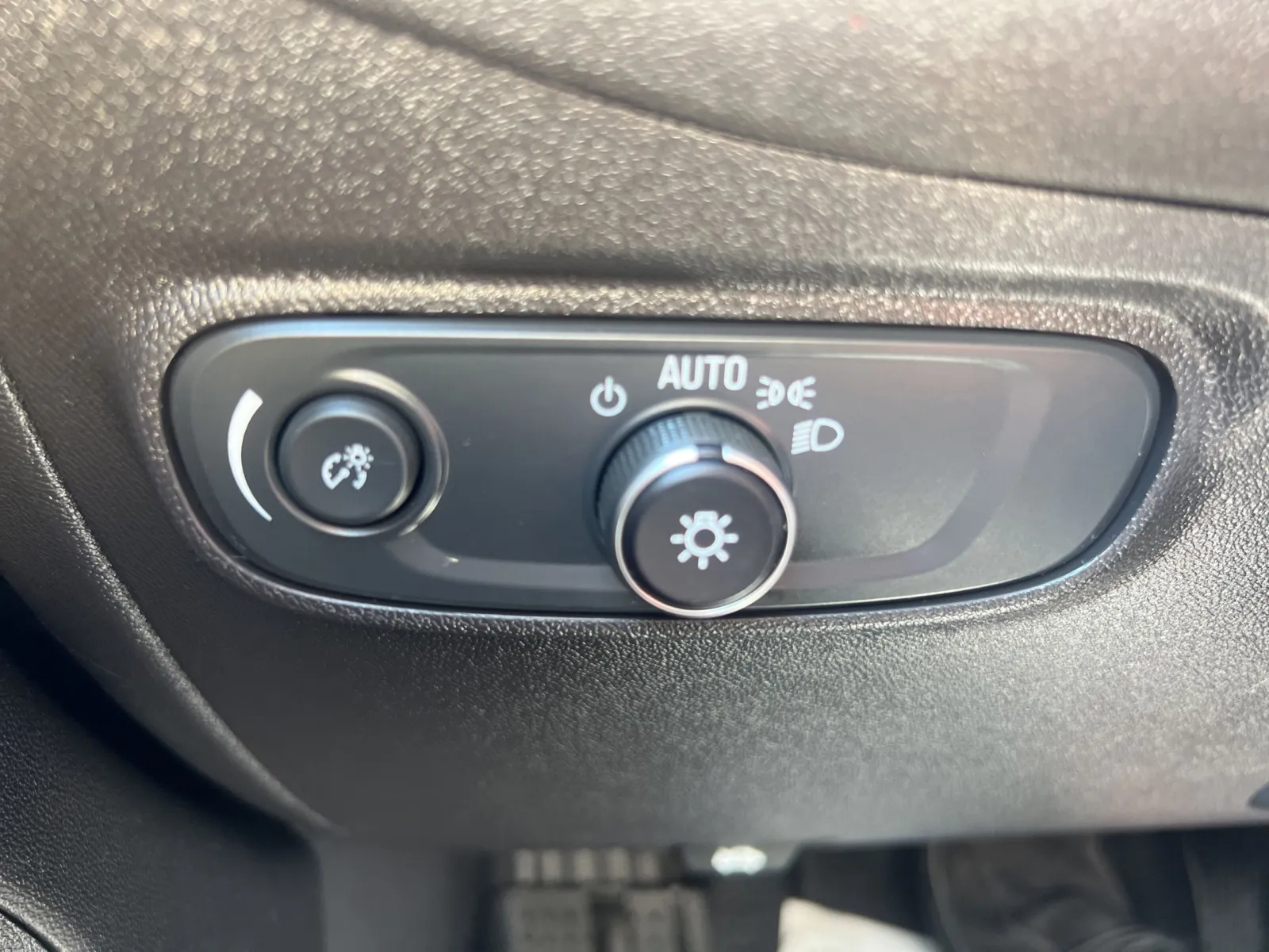 2024 Chevrolet Equinox LS - Photo 18
