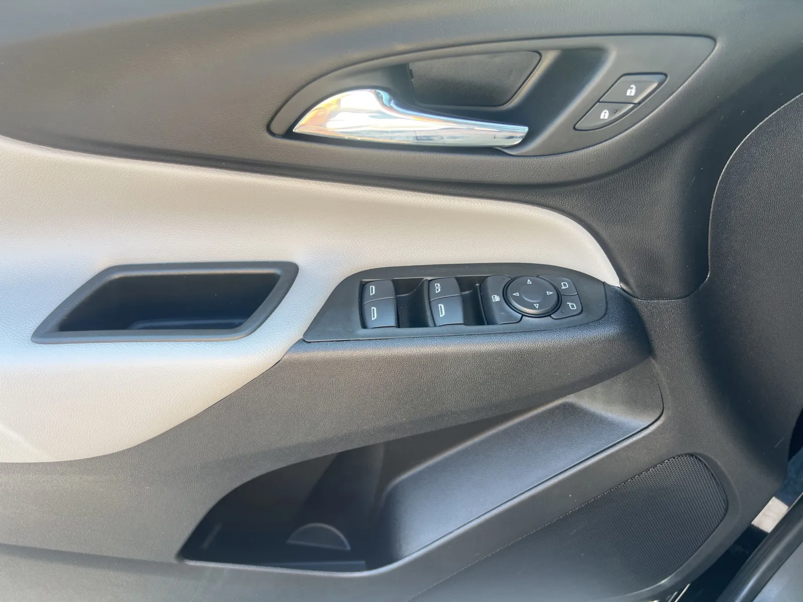 2024 Chevrolet Equinox LS - Photo 19