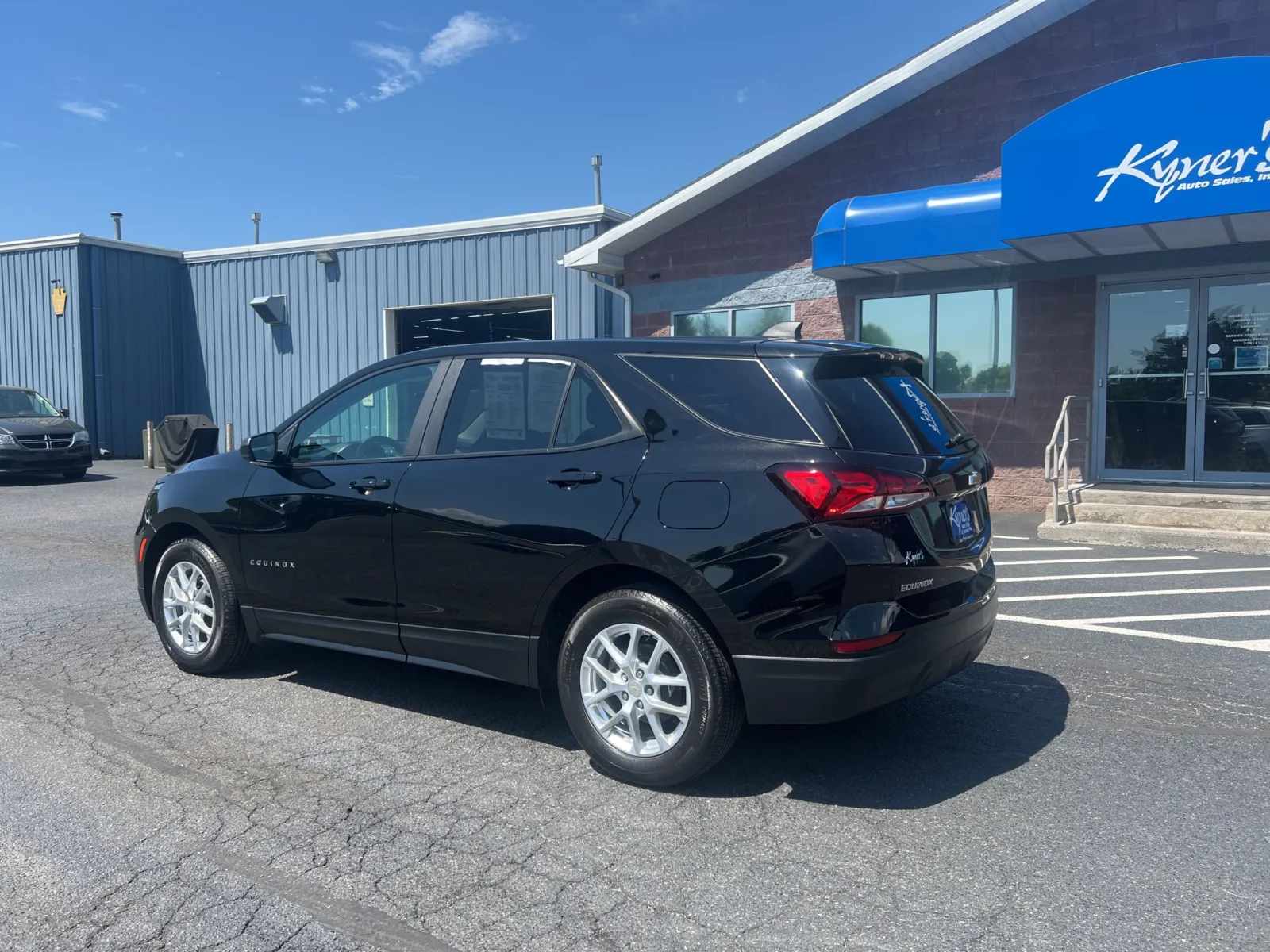 2024 Chevrolet Equinox LS — photo 4