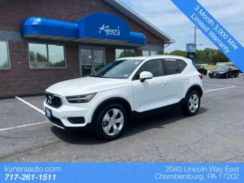 White 2020 Volvo XC40 Momentum for sale in Chambersburg, PA