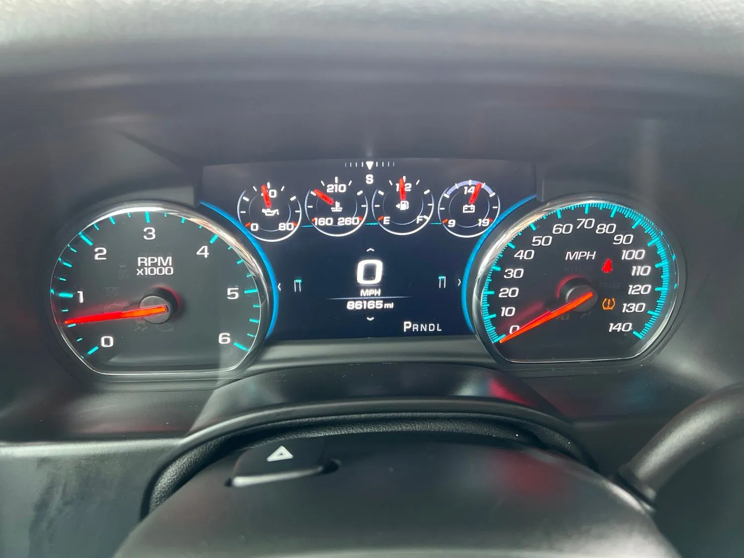 2020 Chevrolet Suburban Premier — photo 11