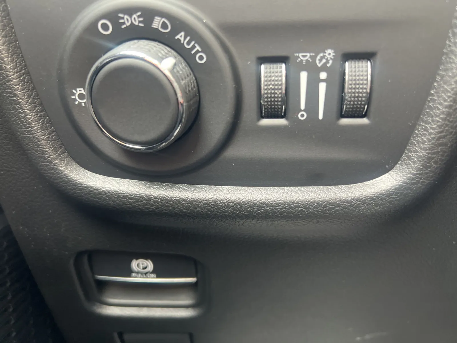 2022 Jeep Grand Cherokee L Laredo — photo 18