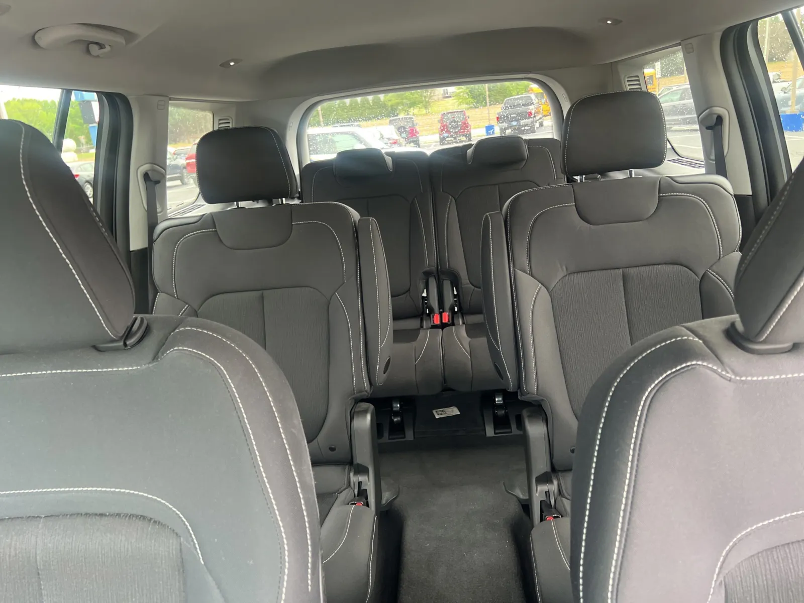 2022 Jeep Grand Cherokee L Laredo — photo 20