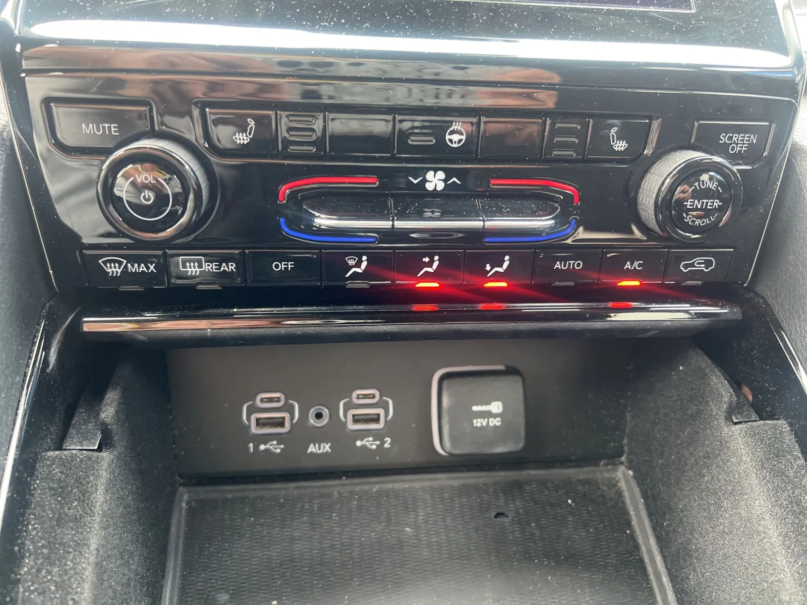2022 Jeep Grand Cherokee L Laredo — photo 16