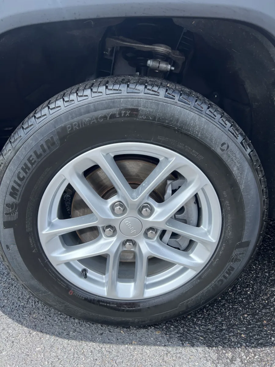 2022 Jeep Grand Cherokee L Laredo — photo 10