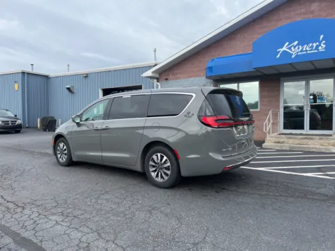 Another view of 2022 Chrysler Pacifica Hybrid Touring L for sale in Chambersburg, PA at Kyner's Auto Sales, Inc.