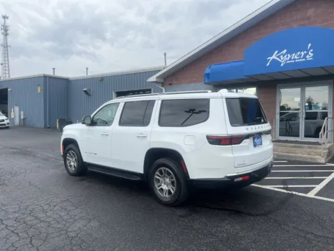 More photos of 2023 Jeep Wagoneer at Kyner's Auto Sales, Inc., PA
