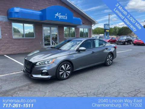 Gray 2019 Nissan Altima 2.5 SV for sale in Chambersburg, PA