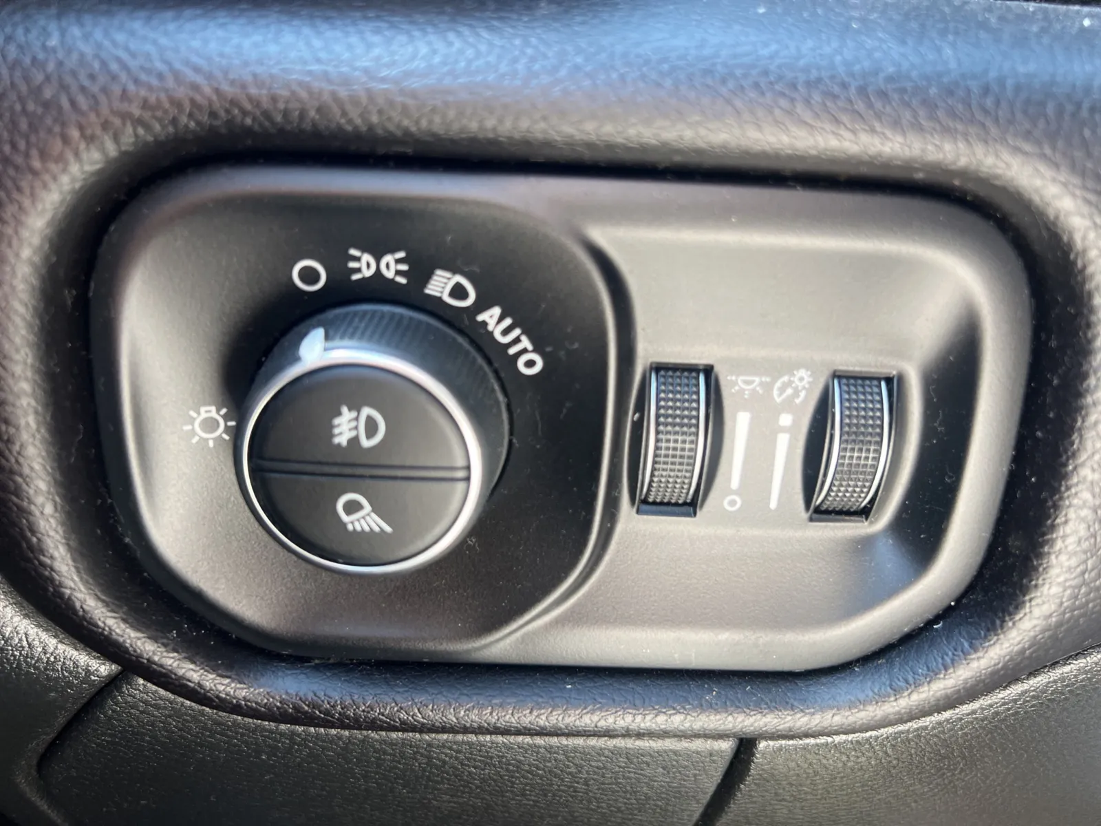 2022 Ram 2500 Laramie — photo 17