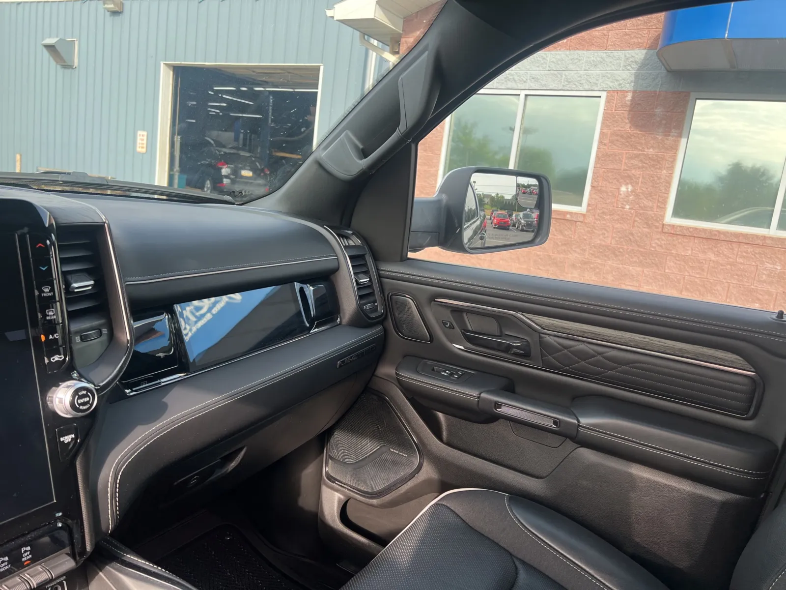 2025 Ram 1500 Limited — photo 14