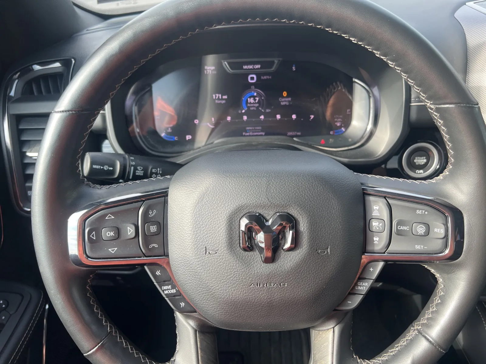 2025 Ram 1500 Limited — photo 16