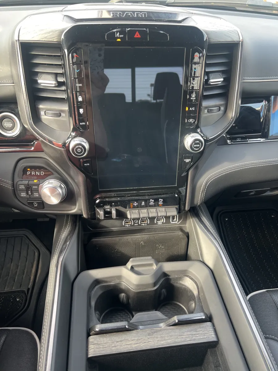 2025 Ram 1500 Limited — photo 17