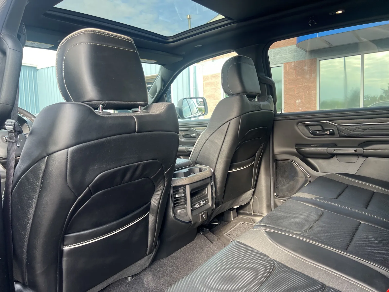 2025 Ram 1500 Limited — photo 30