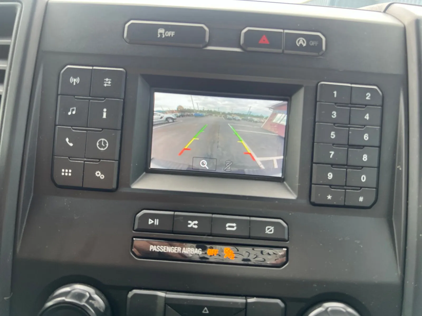 2018 Ford F-150 XL — photo 17