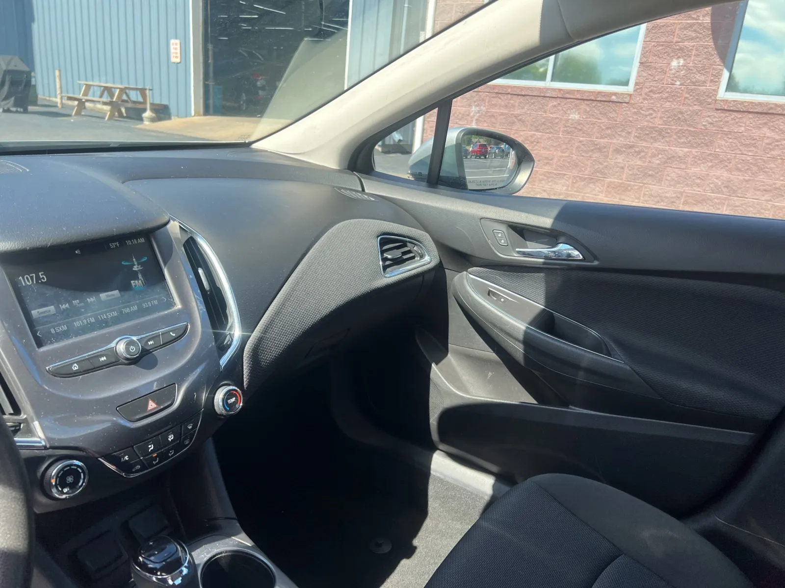 2016 Chevrolet Cruze LT — photo 10