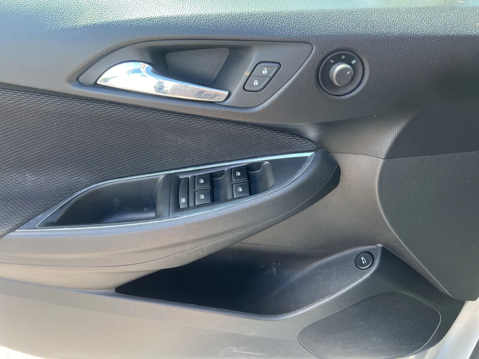 2016 Chevrolet Cruze LT — photo 15