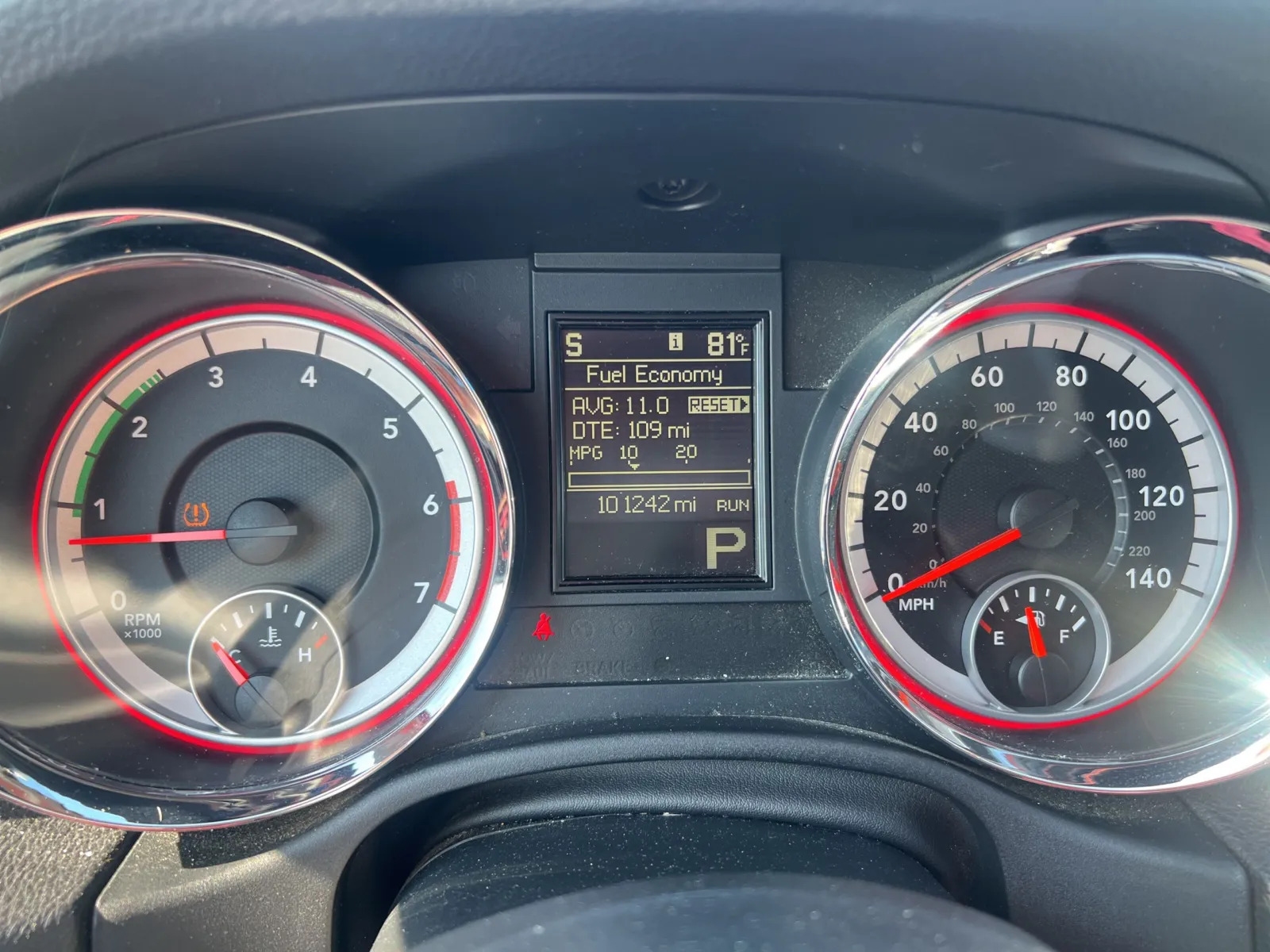 2013 Dodge Durango R/T — photo 11