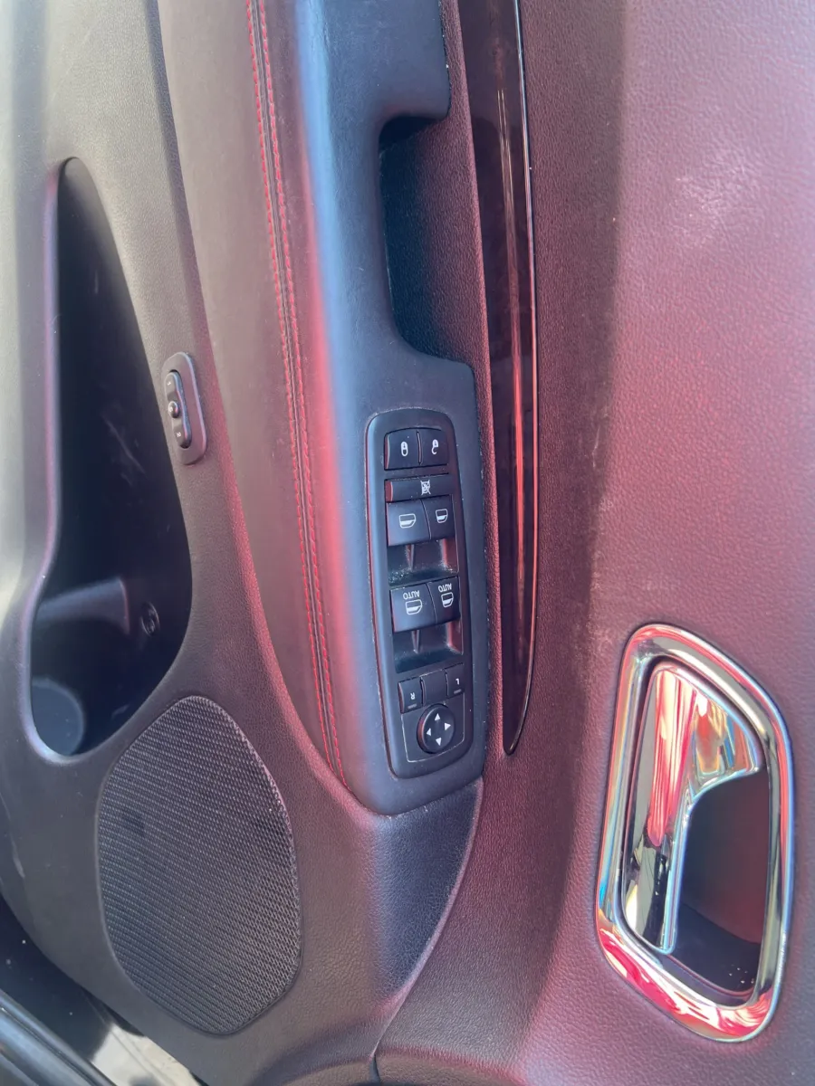 2013 Dodge Durango R/T — photo 19