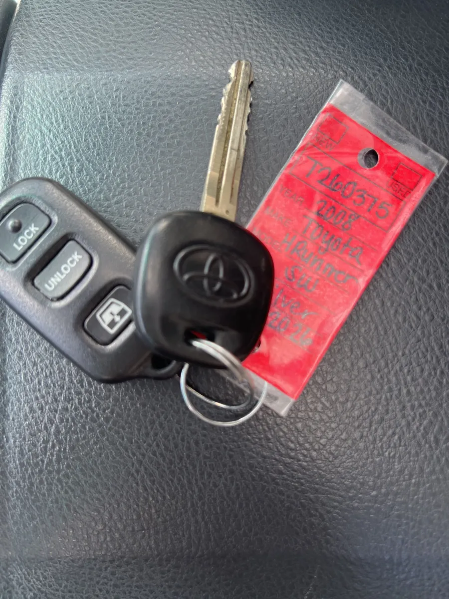 2008 Toyota 4Runner Sport — photo 23