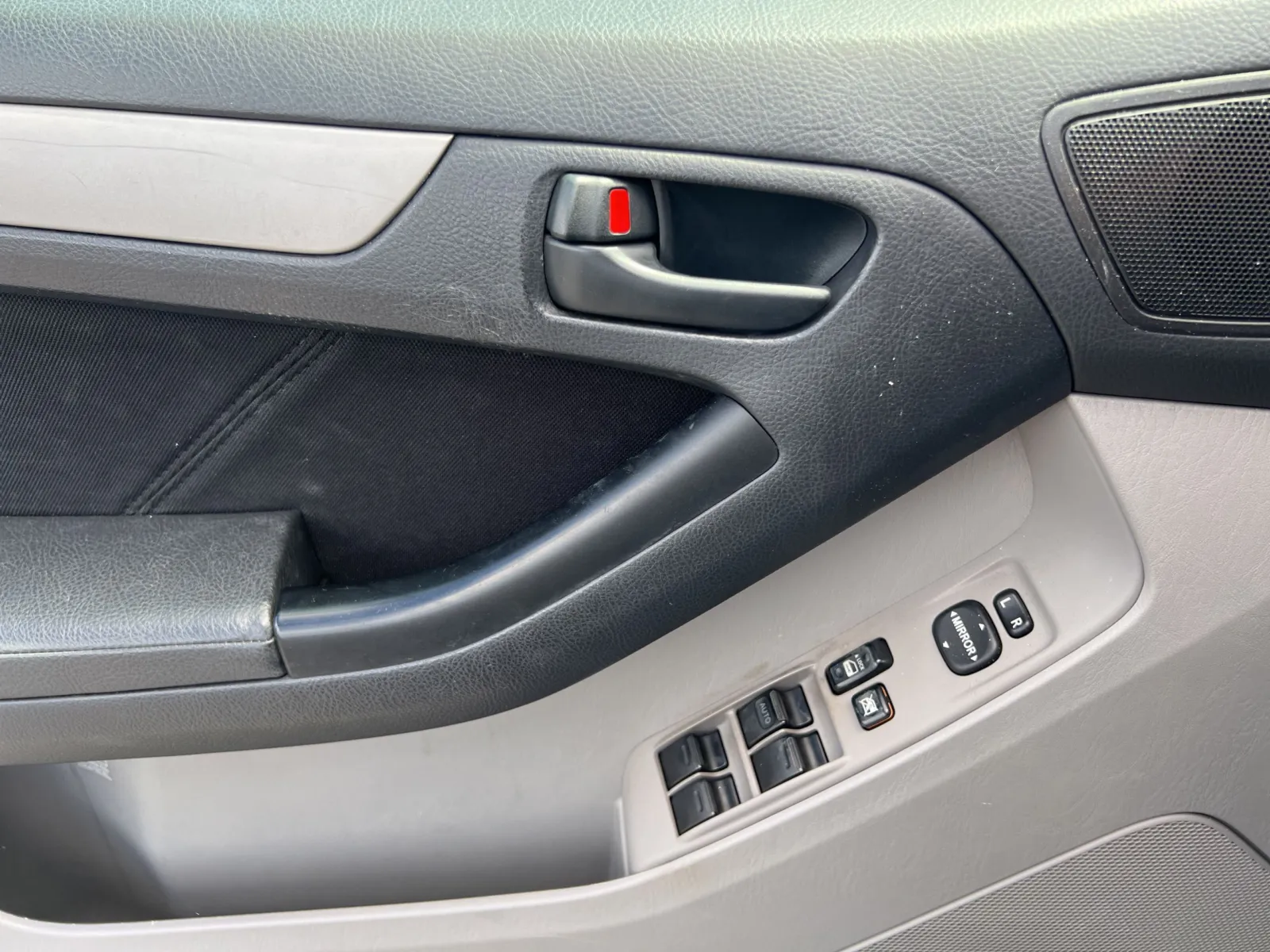 2008 Toyota 4Runner Sport — photo 16