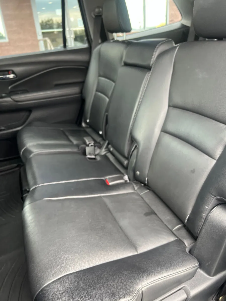 2017 Honda Pilot EX-L — photo 28