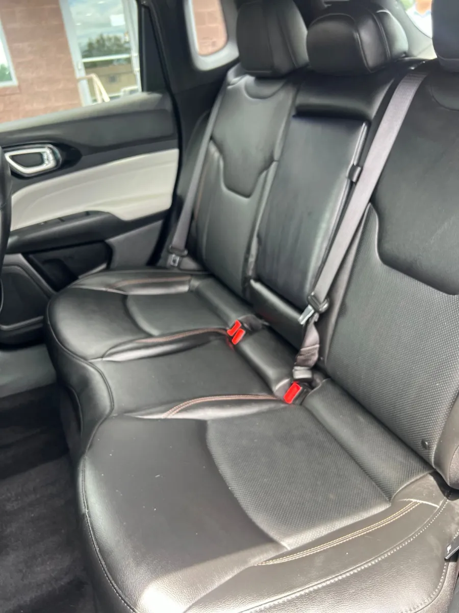 2023 Jeep Compass Limited — photo 26
