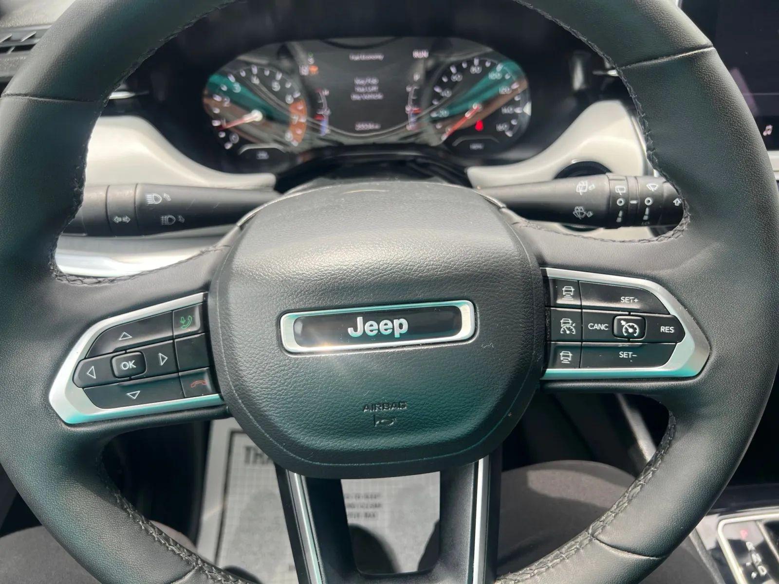 2023 Jeep Compass Limited — photo 14