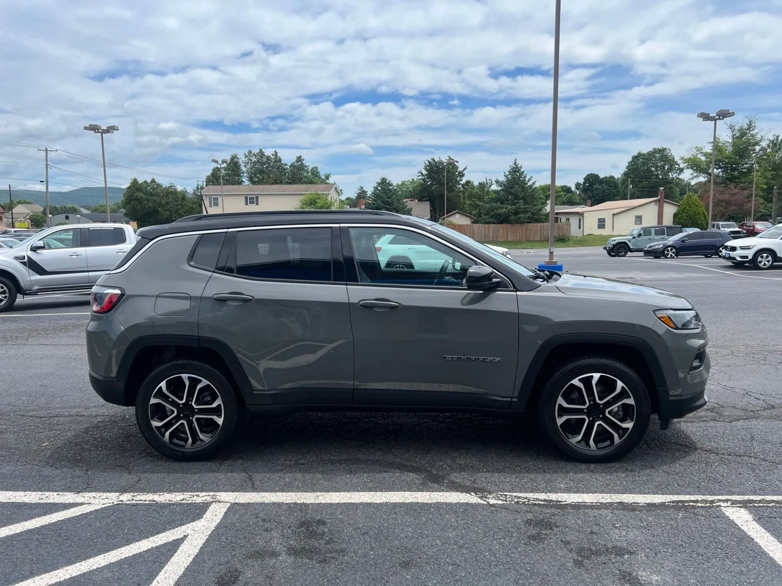 2023 Jeep Compass Limited — photo 6