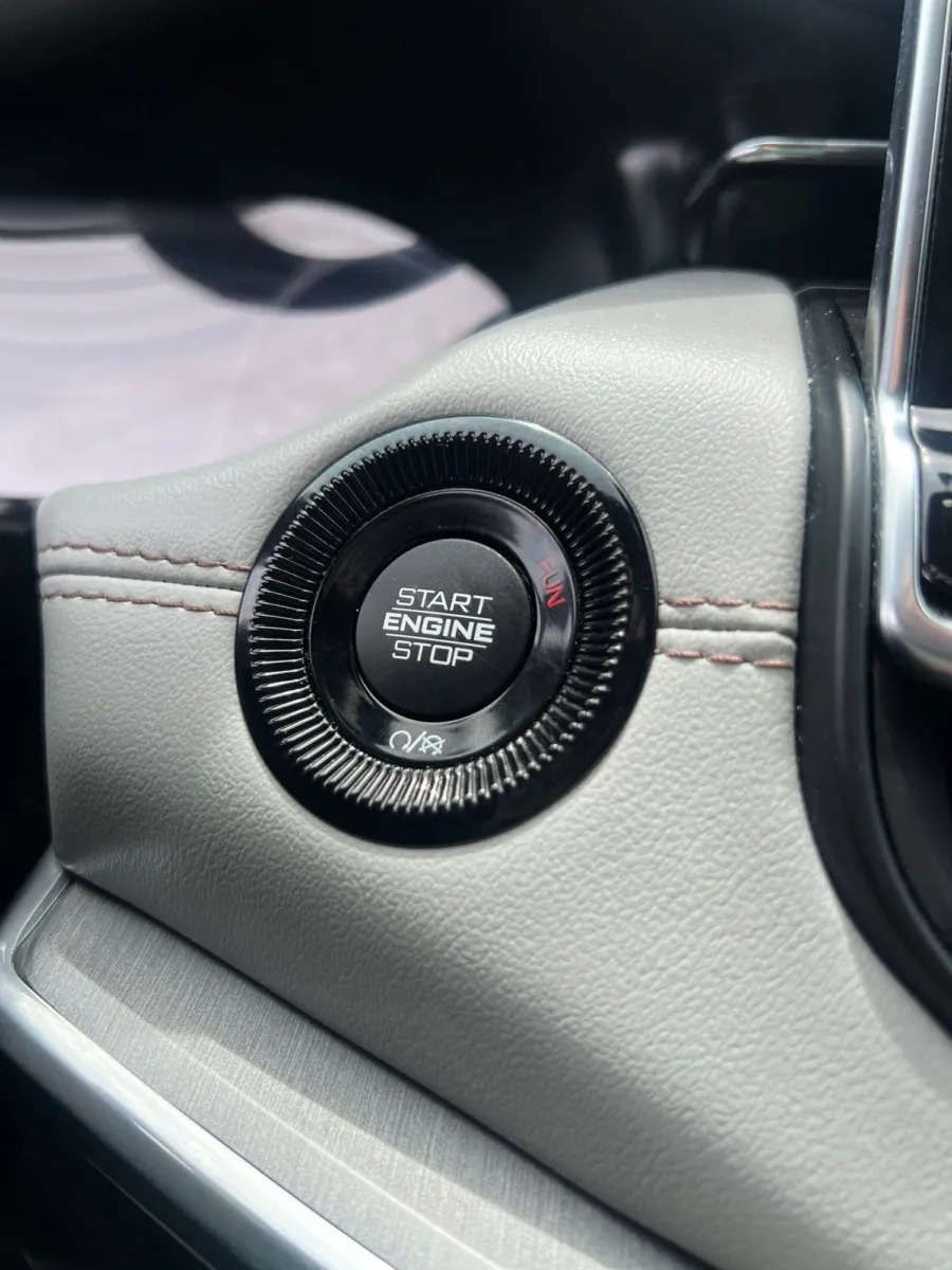2023 Jeep Compass Limited — photo 21