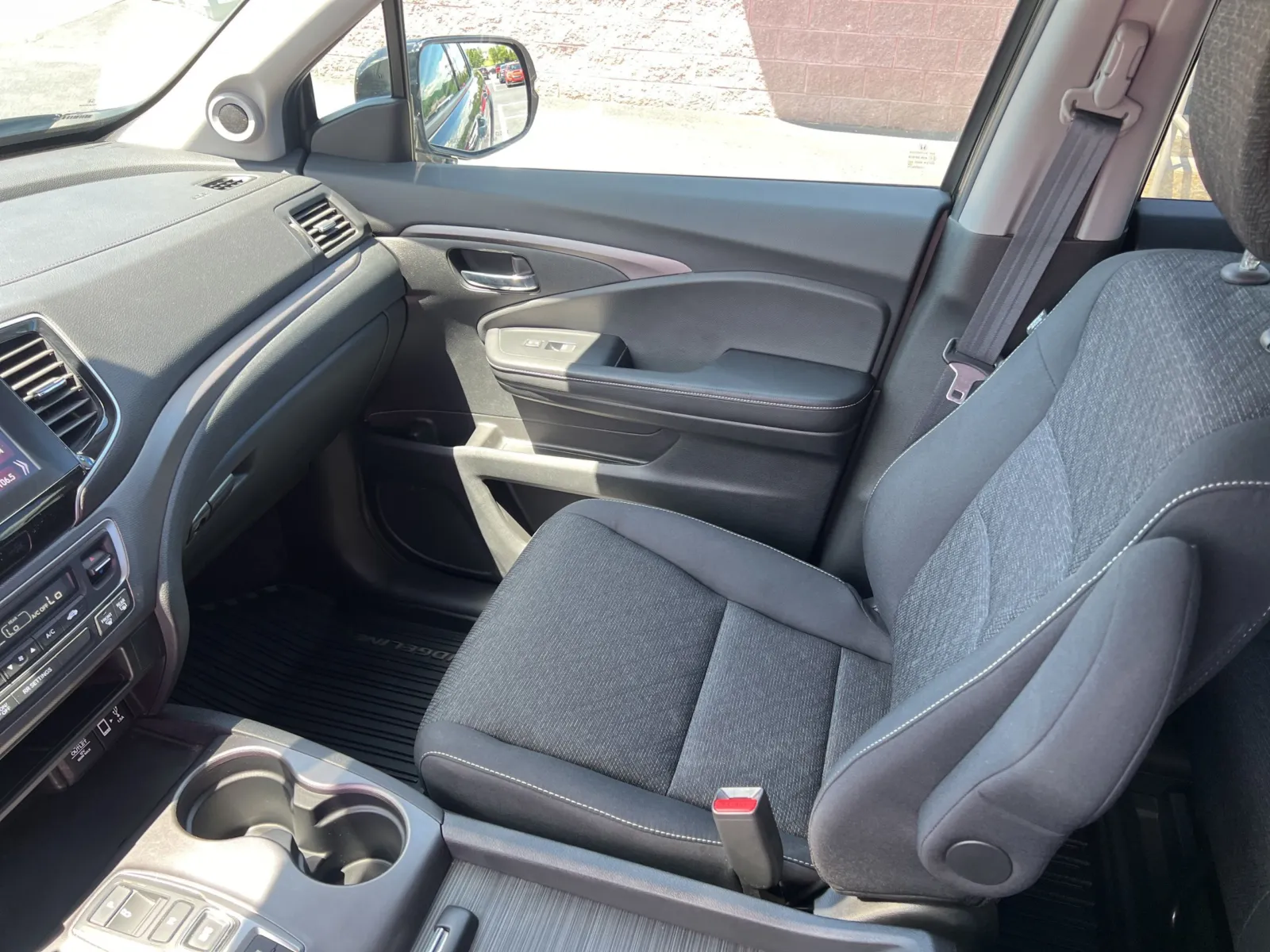 2021 Honda Ridgeline Sport — photo 12
