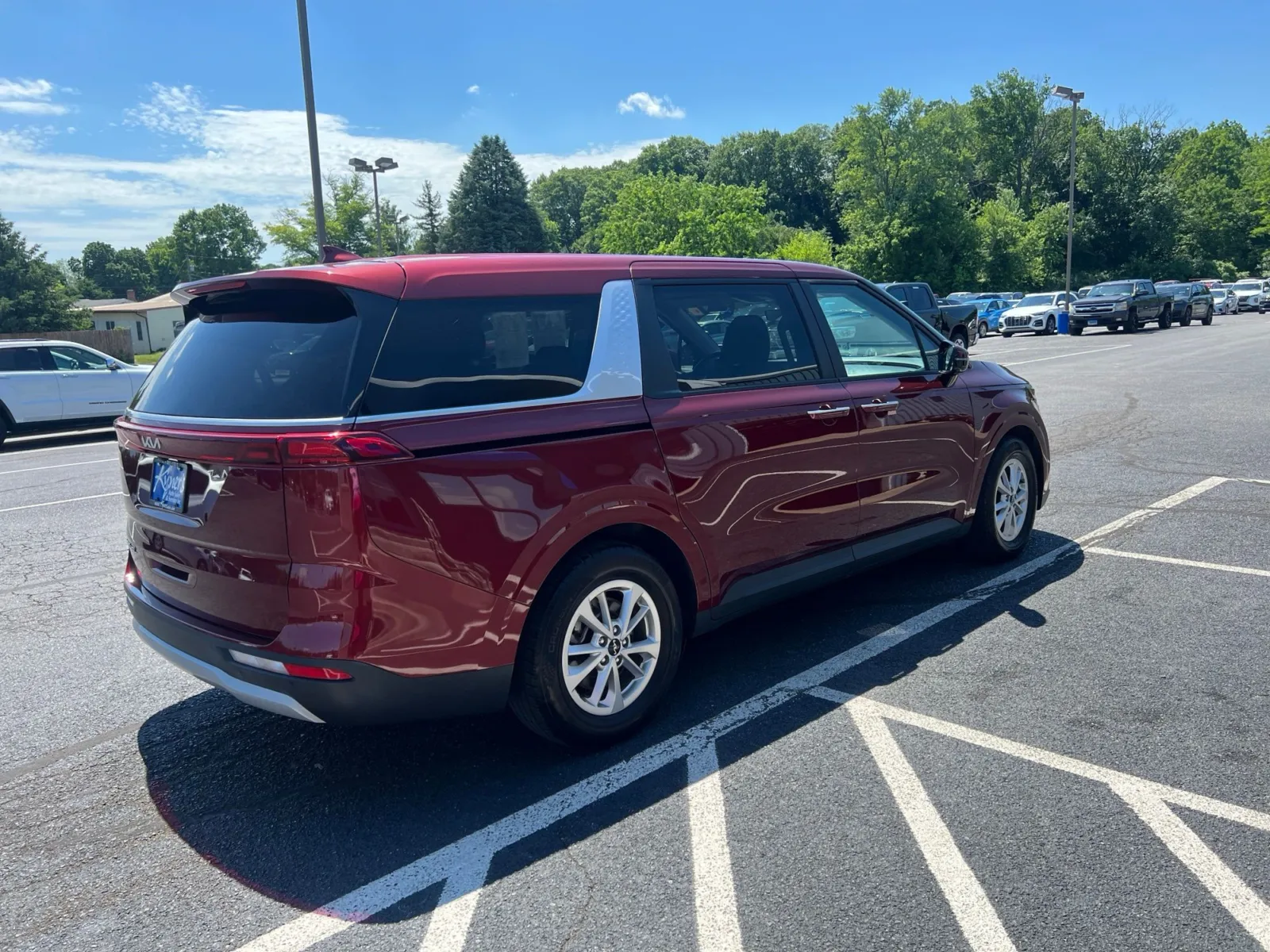 2022 Kia Carnival LXS — photo 6